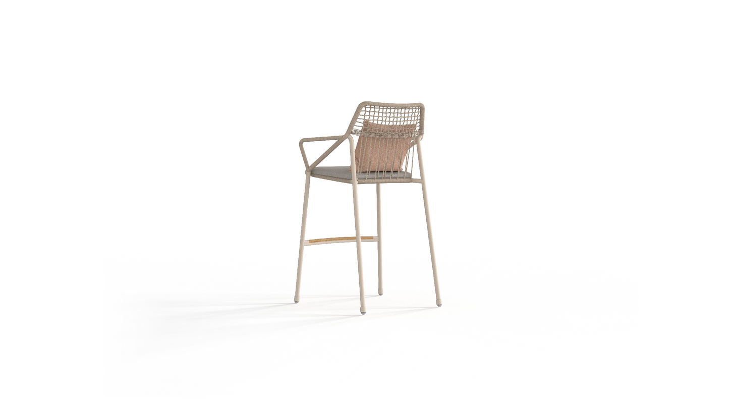 Diamond bar chair