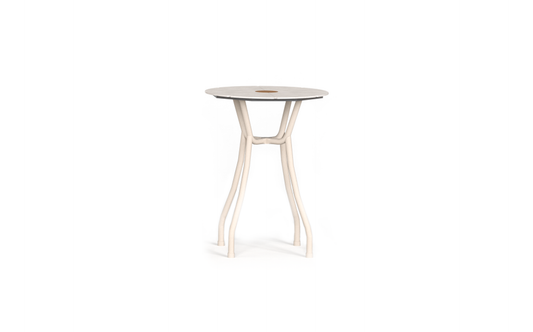 Diamond bar table